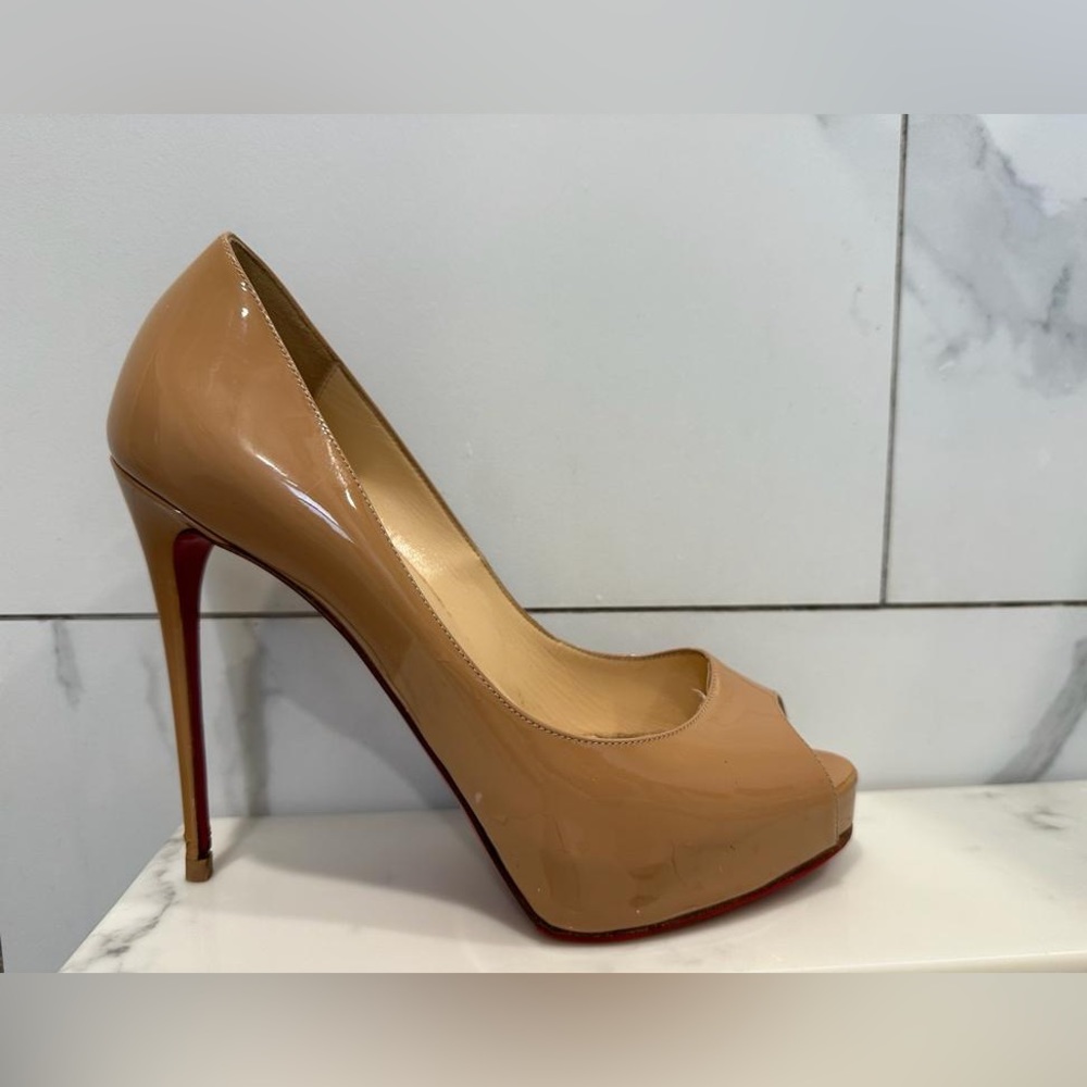 Christian Louboutin Prive size 37.5